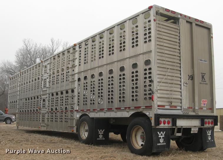 image for item DC1334 2011 Wilson Silver Star PSDCL-402 livestock trailer