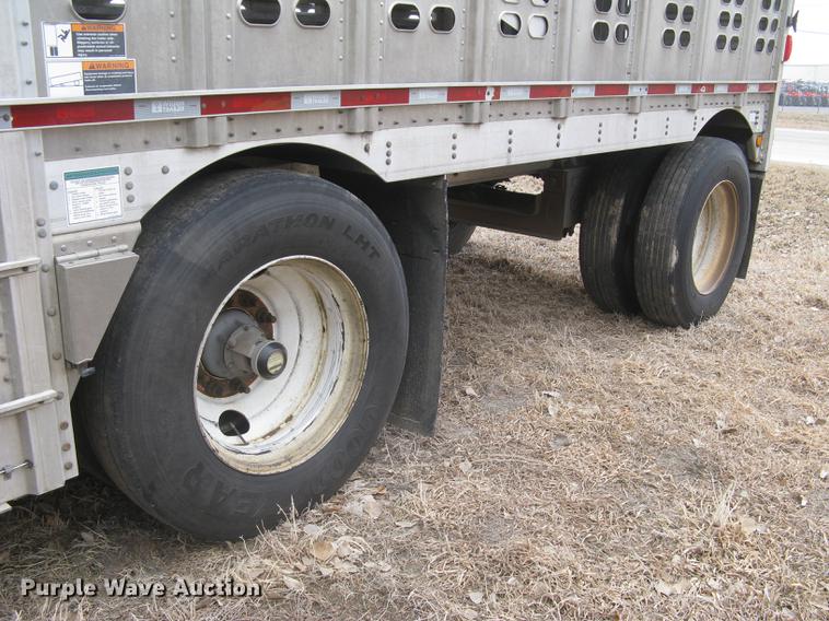 image for item DC1334 2011 Wilson Silver Star PSDCL-402 livestock trailer
