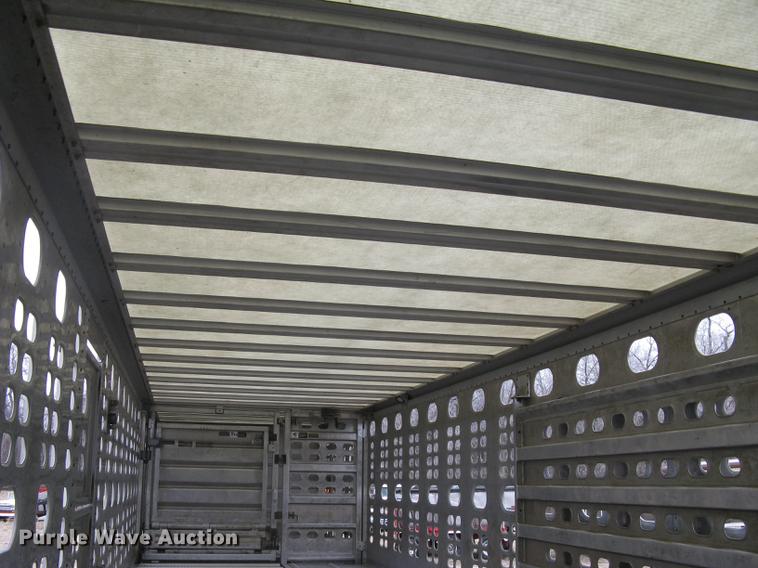 image for item DC1334 2011 Wilson Silver Star PSDCL-402 livestock trailer