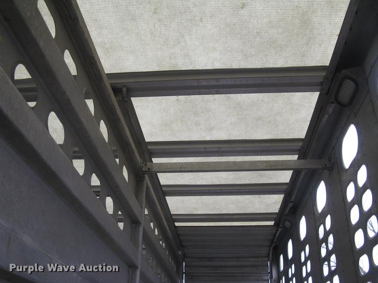 image for item DC1334 2011 Wilson Silver Star PSDCL-402 livestock trailer