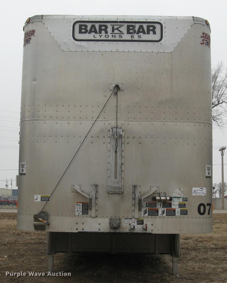 image for item DC1336 2011 Wilson Silver Star PSDCL-402 livestock trailer