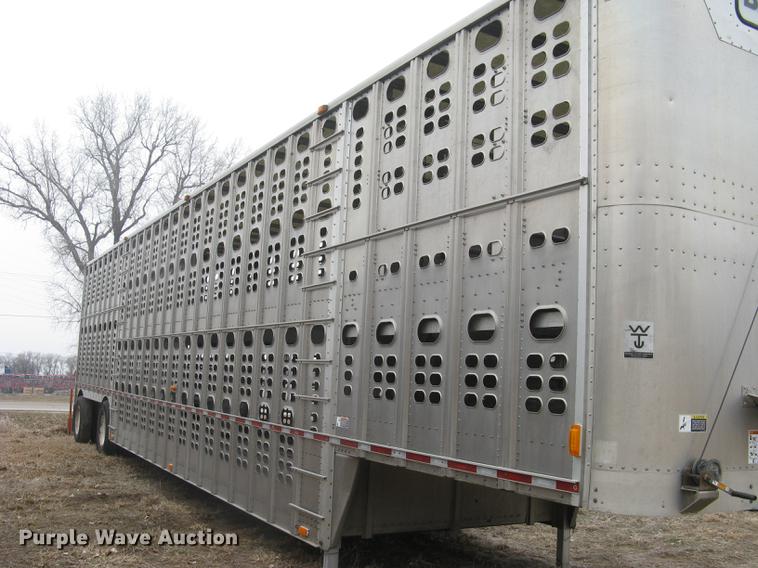 image for item DC1336 2011 Wilson Silver Star PSDCL-402 livestock trailer