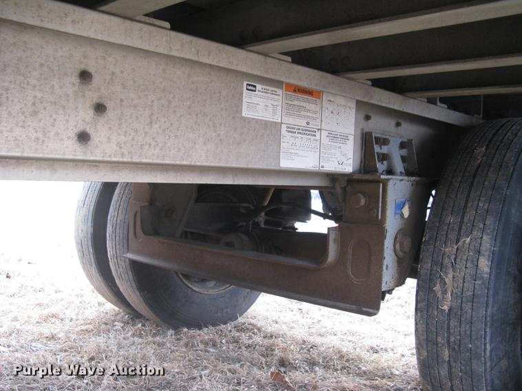 image for item DC1336 2011 Wilson Silver Star PSDCL-402 livestock trailer