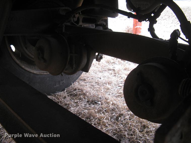 image for item DC1336 2011 Wilson Silver Star PSDCL-402 livestock trailer