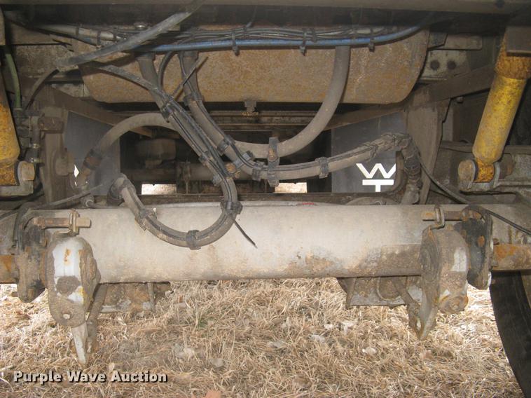 image for item DC1336 2011 Wilson Silver Star PSDCL-402 livestock trailer