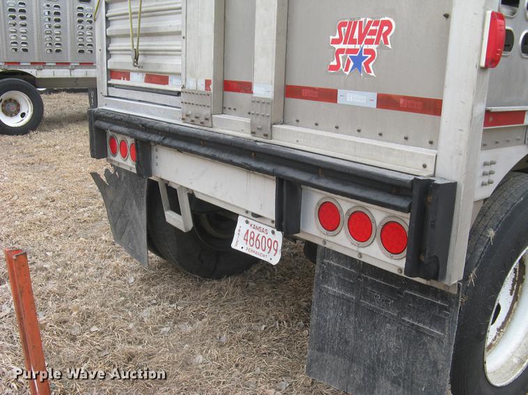 image for item DC1336 2011 Wilson Silver Star PSDCL-402 livestock trailer