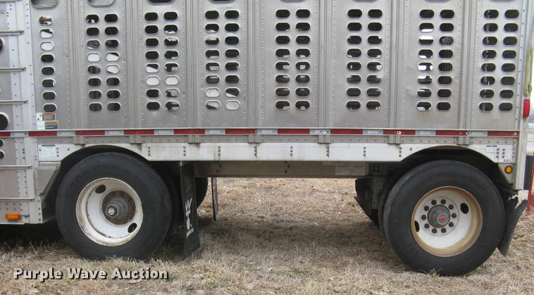 image for item DC1336 2011 Wilson Silver Star PSDCL-402 livestock trailer
