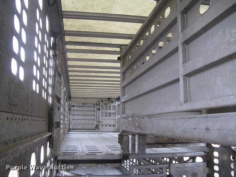 image for item DC1336 2011 Wilson Silver Star PSDCL-402 livestock trailer