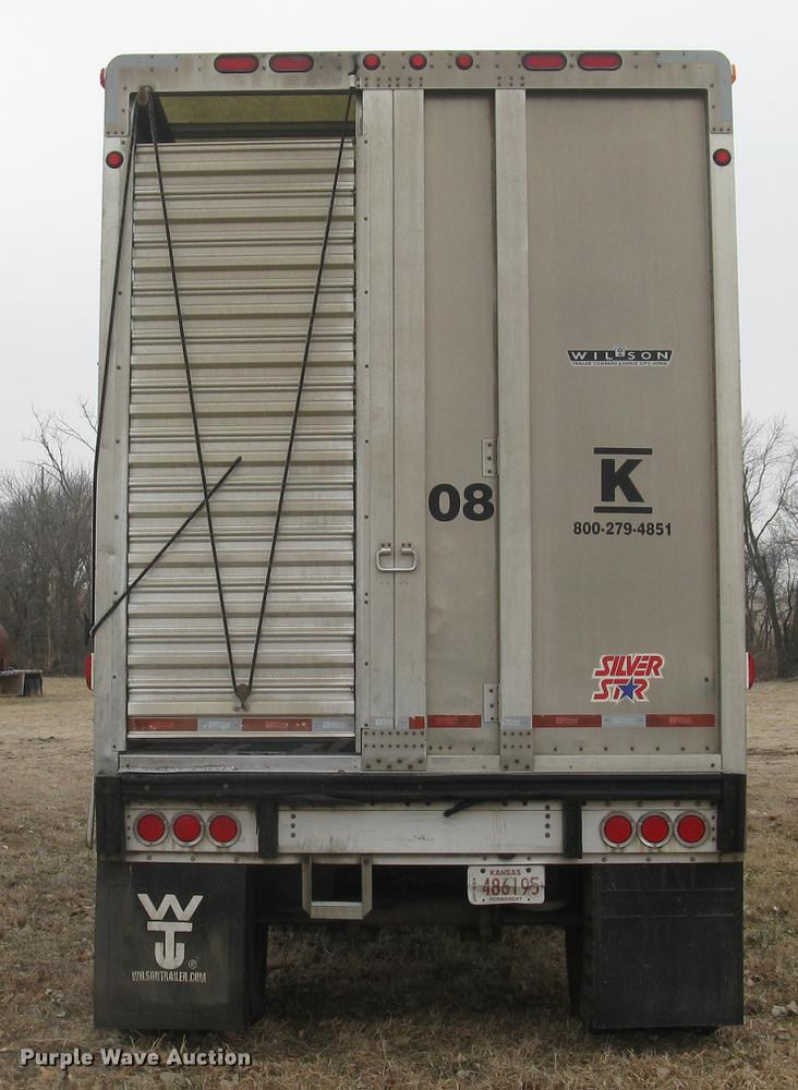 image for item DC1337 2011 Wilson Silver Star PSDCL-402 livestock trailer