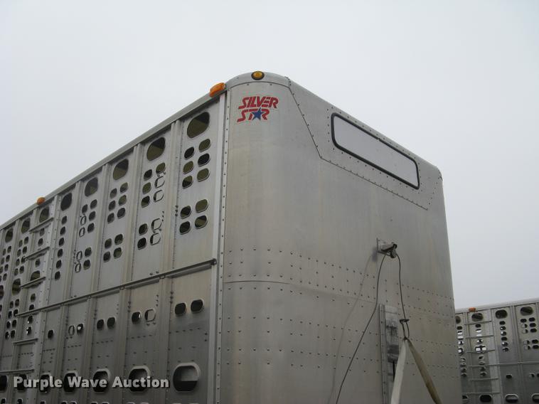 image for item DC1337 2011 Wilson Silver Star PSDCL-402 livestock trailer