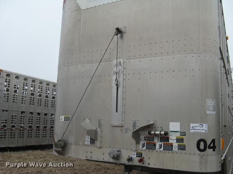 image for item DC1338 2011 Wilson Silver Star PSDCL-402 livestock trailer