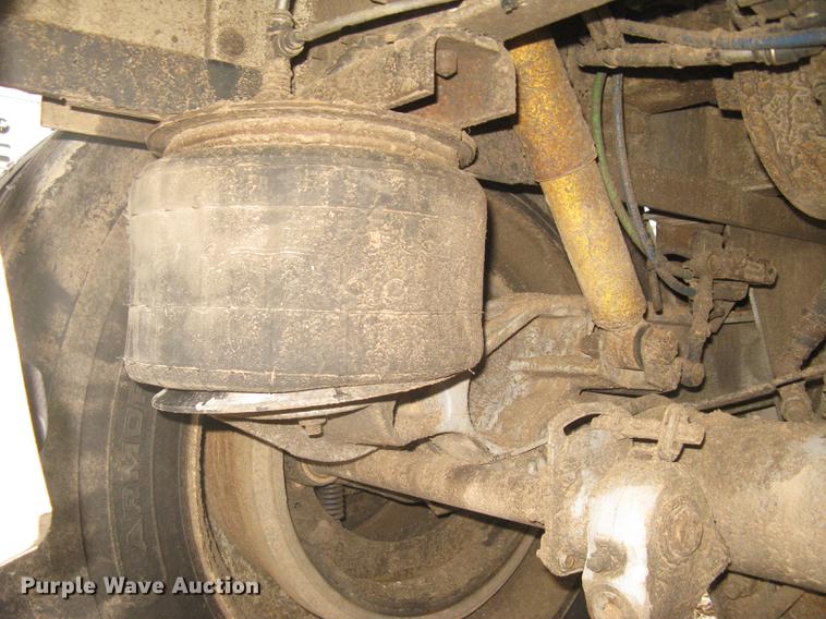 image for item DC1338 2011 Wilson Silver Star PSDCL-402 livestock trailer