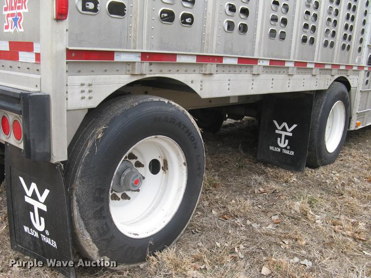 image for item DC1338 2011 Wilson Silver Star PSDCL-402 livestock trailer