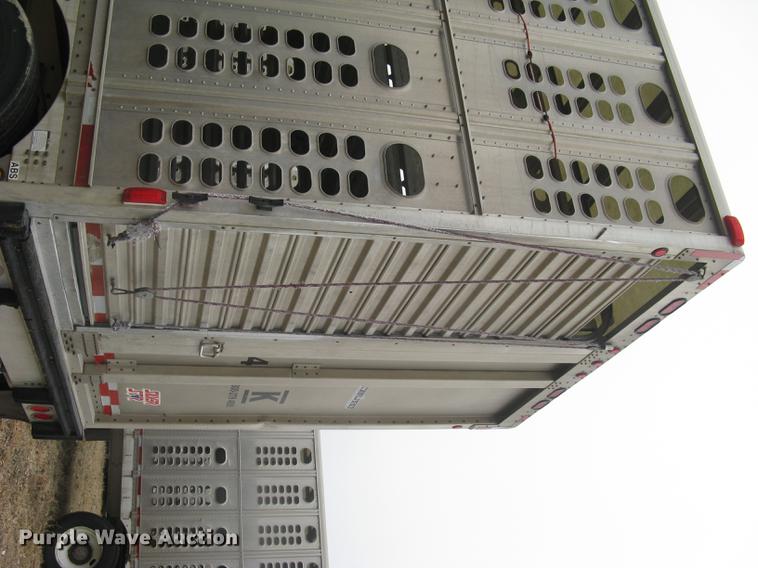 image for item DC1338 2011 Wilson Silver Star PSDCL-402 livestock trailer