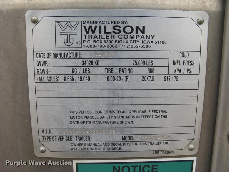 image for item DC1338 2011 Wilson Silver Star PSDCL-402 livestock trailer
