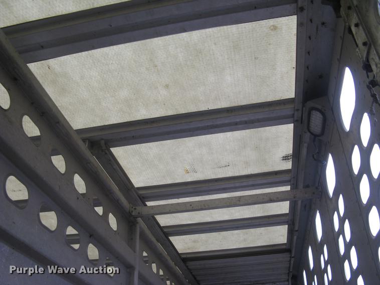 image for item DC1338 2011 Wilson Silver Star PSDCL-402 livestock trailer