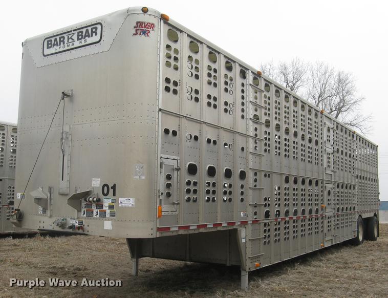 image for item DC1339 2010 Wilson Silver Star PSDCL-402 livestock trailer
