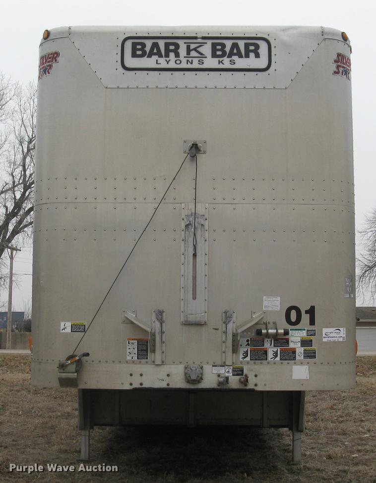 image for item DC1339 2010 Wilson Silver Star PSDCL-402 livestock trailer