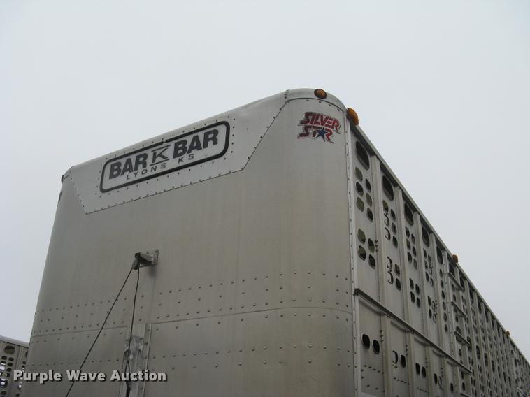 image for item DC1339 2010 Wilson Silver Star PSDCL-402 livestock trailer