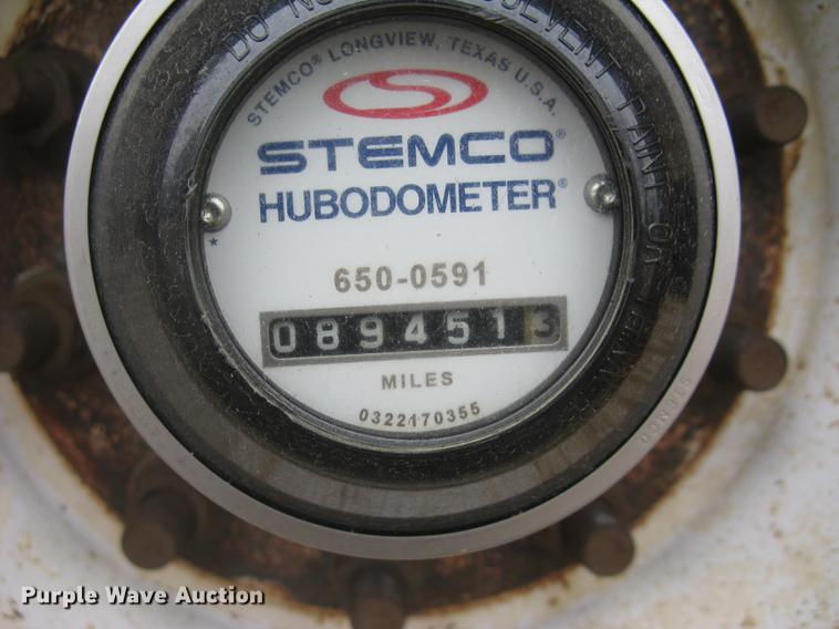 image for item DC1340 2010 Wilson Silver Star PSDCL-402 livestock trailer