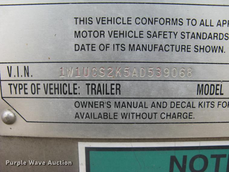 image for item DC1340 2010 Wilson Silver Star PSDCL-402 livestock trailer