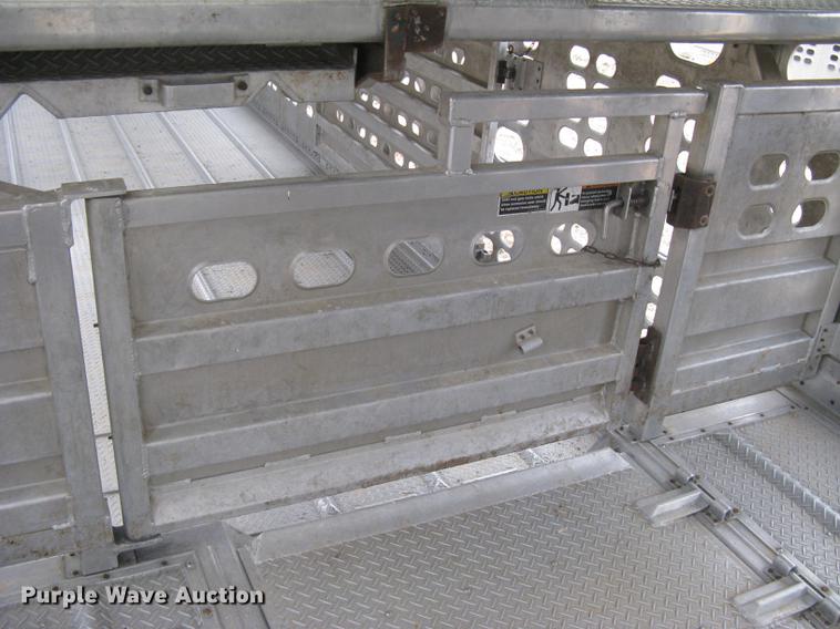 image for item DC1340 2010 Wilson Silver Star PSDCL-402 livestock trailer