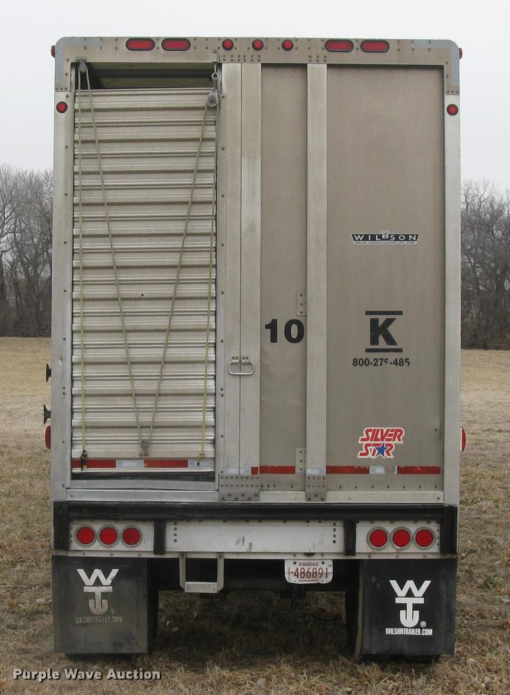 image for item DC1341 2011 Wilson Silver Star PSDCL-402 livestock trailer