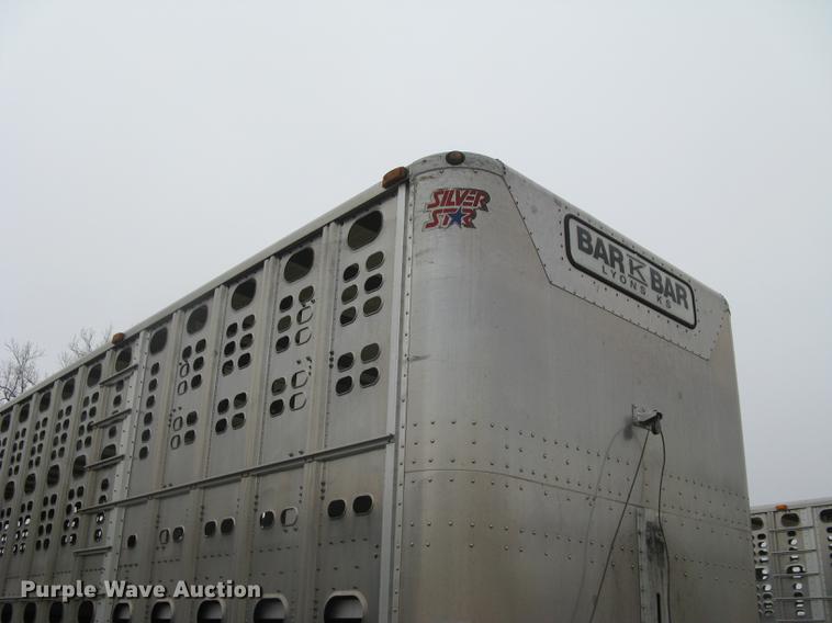 image for item DC1341 2011 Wilson Silver Star PSDCL-402 livestock trailer