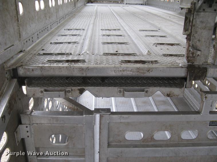 image for item DC1341 2011 Wilson Silver Star PSDCL-402 livestock trailer