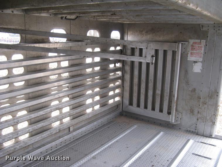 image for item DC1341 2011 Wilson Silver Star PSDCL-402 livestock trailer