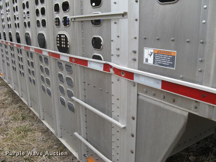 image for item DC1341 2011 Wilson Silver Star PSDCL-402 livestock trailer