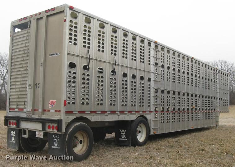 image for item DC1342 2011 Wilson Silver Star PSDCL-402 livestock trailer