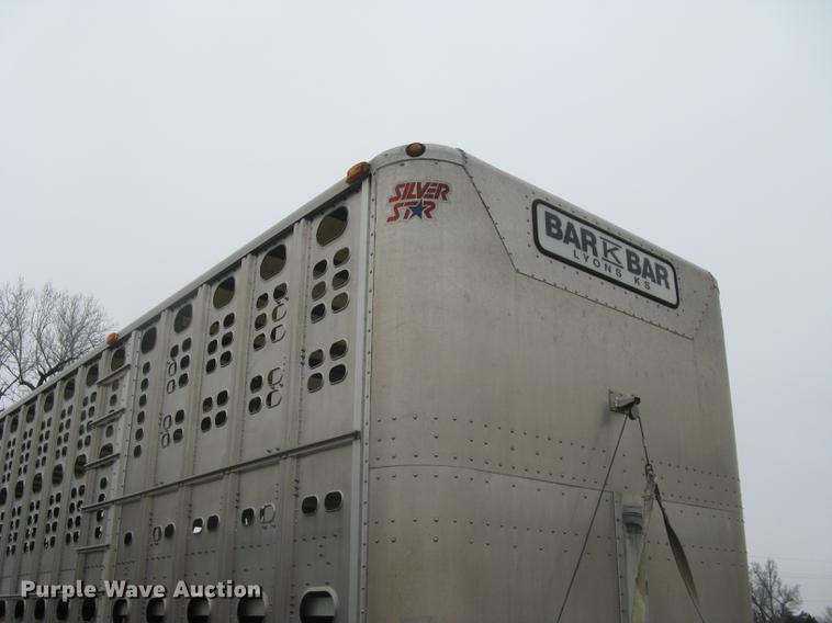 image for item DC1342 2011 Wilson Silver Star PSDCL-402 livestock trailer