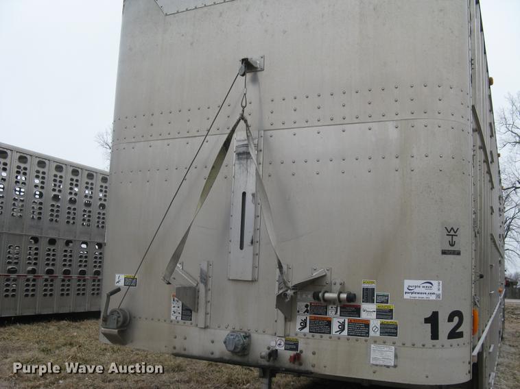 image for item DC1342 2011 Wilson Silver Star PSDCL-402 livestock trailer