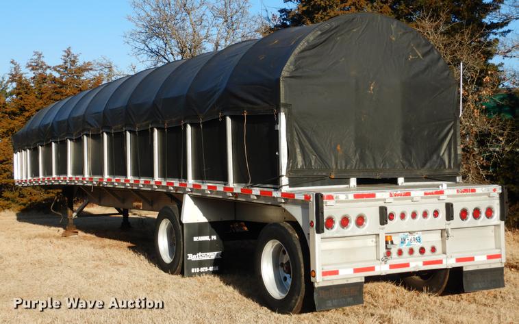 image for item DF2128 2004 Reitnouer 48A2 flatbed trailer