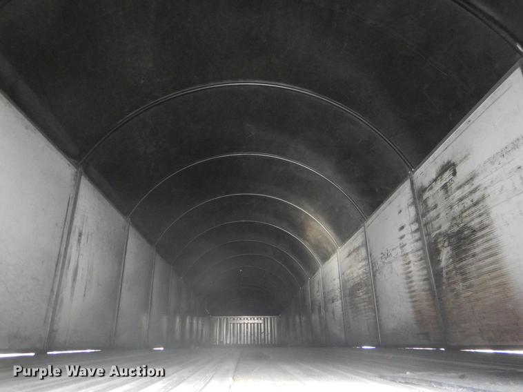 image for item DF2128 2004 Reitnouer 48A2 flatbed trailer