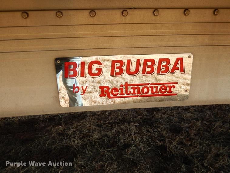 image for item DF2128 2004 Reitnouer 48A2 flatbed trailer