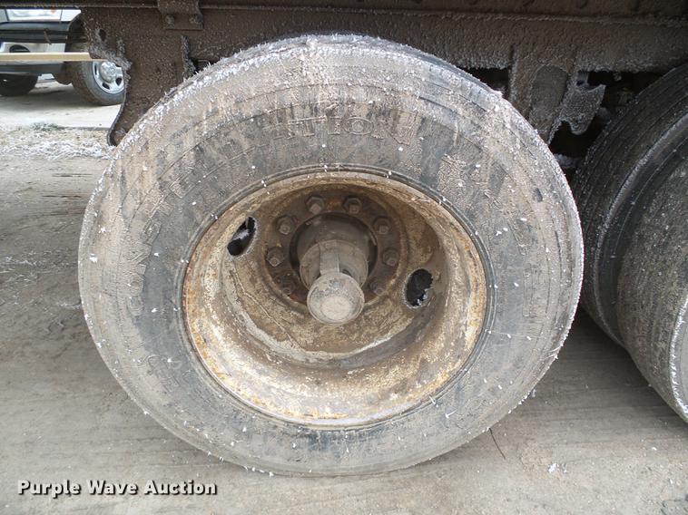 image for item DF2948 1996 Great Dane 7311TL dry van trailer