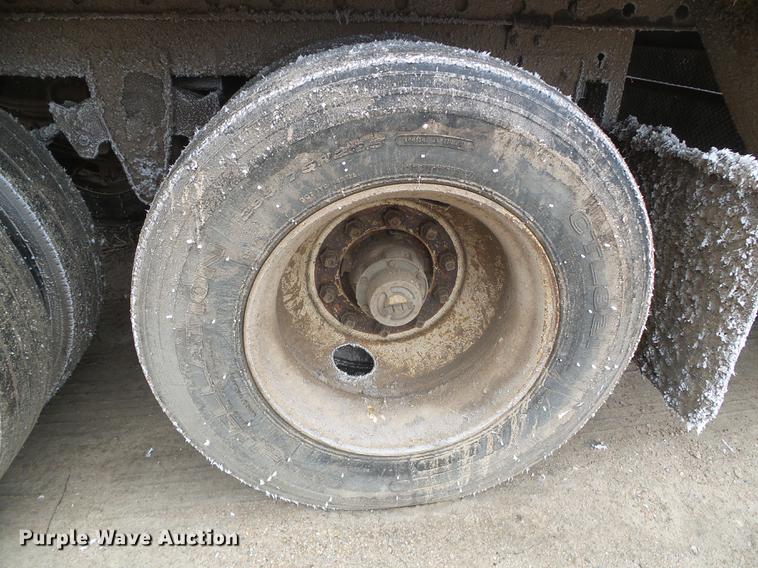 image for item DF2948 1996 Great Dane 7311TL dry van trailer