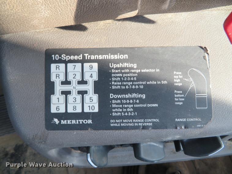 image for item DG3848 2006 Mack CXN613 semi truck