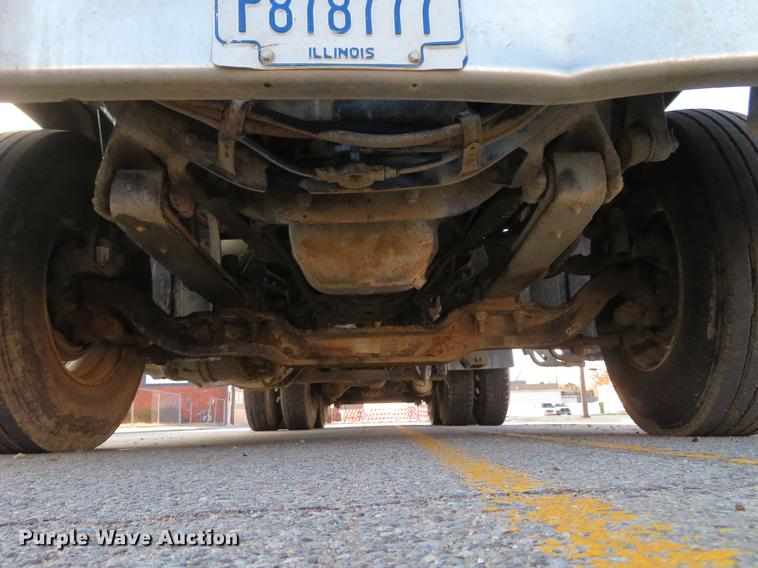 image for item DG3848 2006 Mack CXN613 semi truck