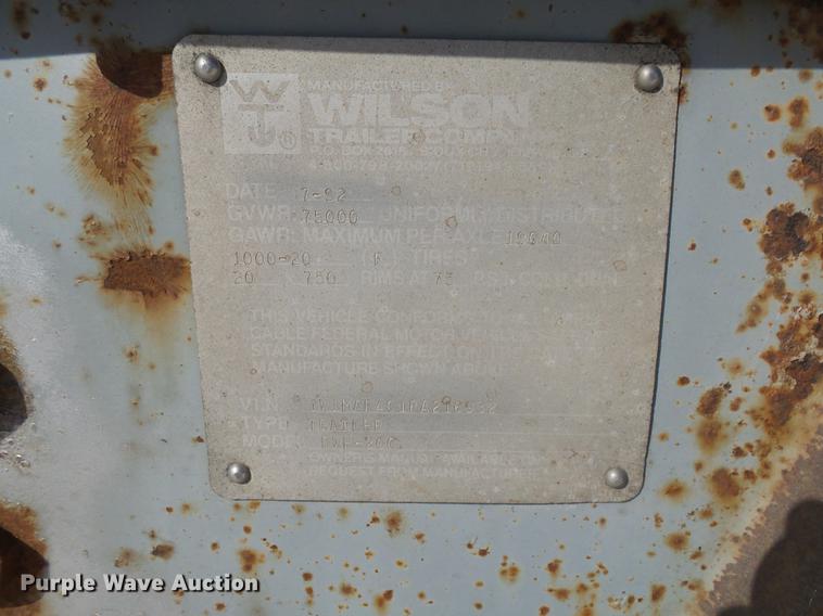 image for item DX9165 1993 Wilson DWH-200 double hopper bottom grain trailer