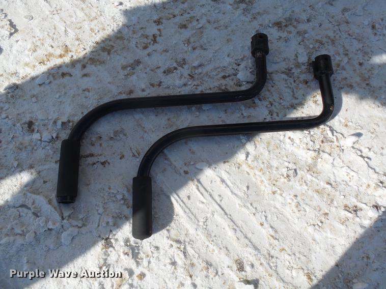 image for item DX9165 1993 Wilson DWH-200 double hopper bottom grain trailer