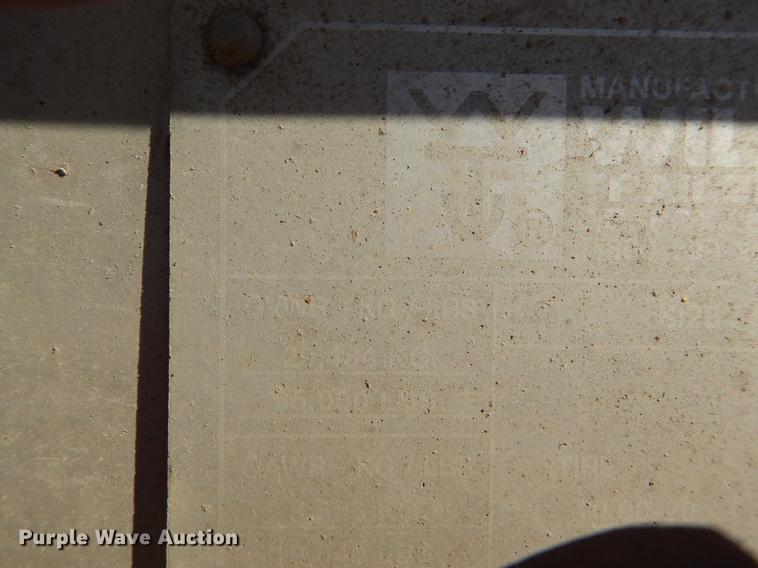 image for item FH9004 2000 Wilson Pace Setter double hopper bottom grain trailer