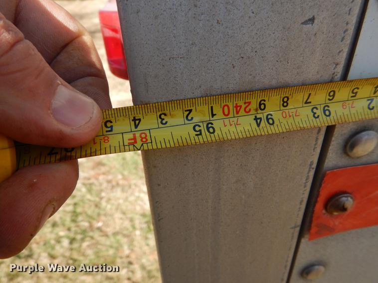 image for item FH9004 2000 Wilson Pace Setter double hopper bottom grain trailer