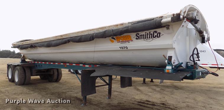 image for item FH9035 2004 Smithco 2002P side dump trailer