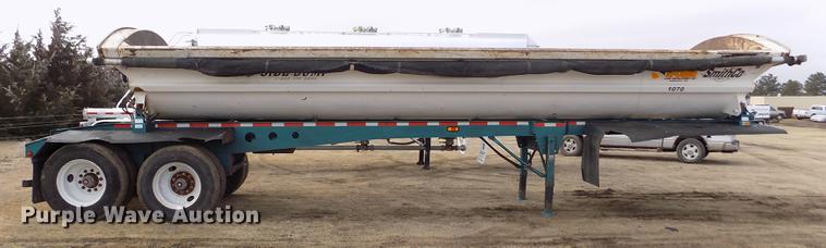 image for item FH9035 2004 Smithco 2002P side dump trailer