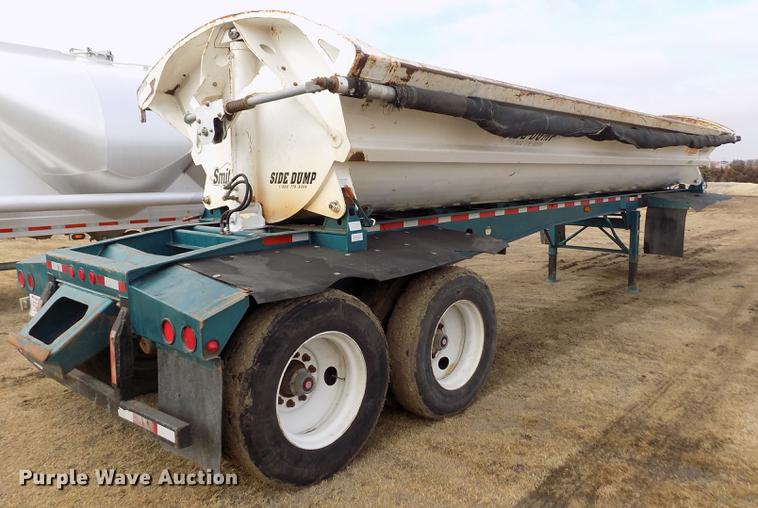 image for item FH9035 2004 Smithco 2002P side dump trailer
