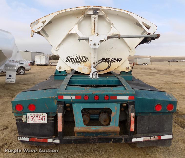 image for item FH9035 2004 Smithco 2002P side dump trailer