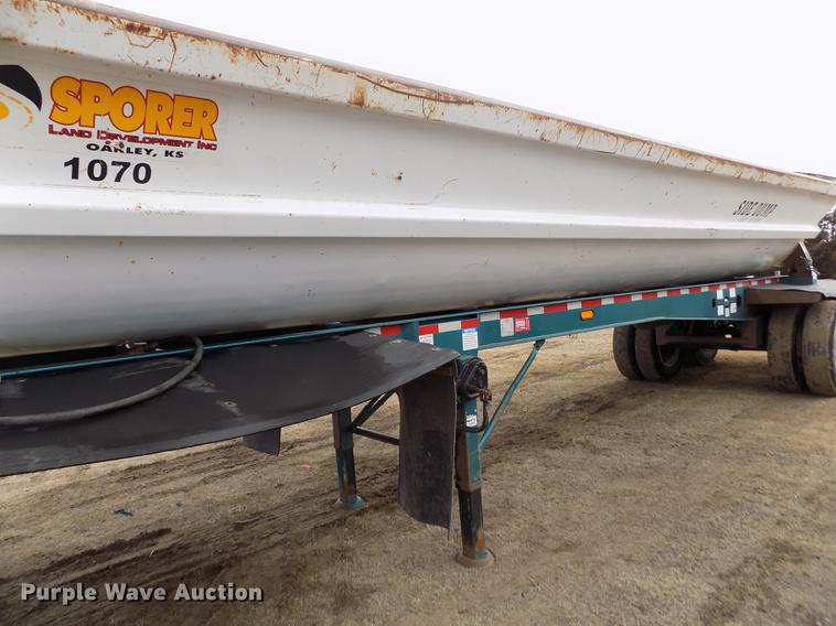 image for item FH9035 2004 Smithco 2002P side dump trailer
